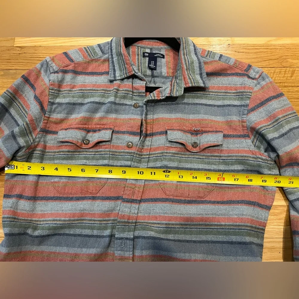 Gap button down - Picture 3 of 6